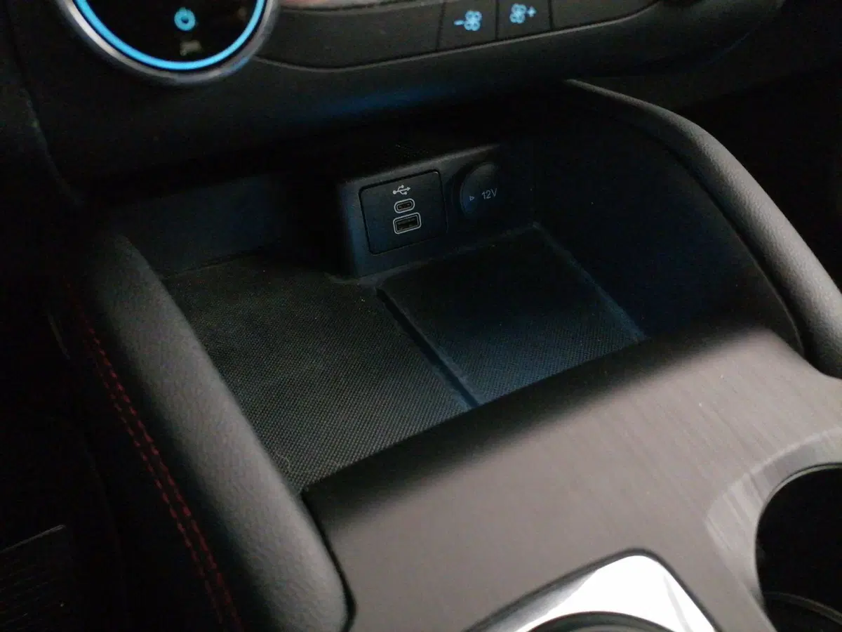 Ford Kuga usata a Roma (20)