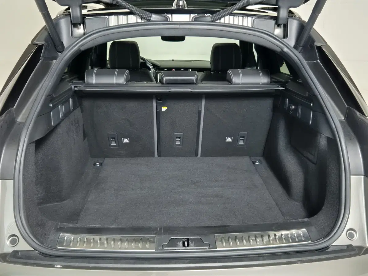 Land Rover Range Rover Velar usata a Torino (13)