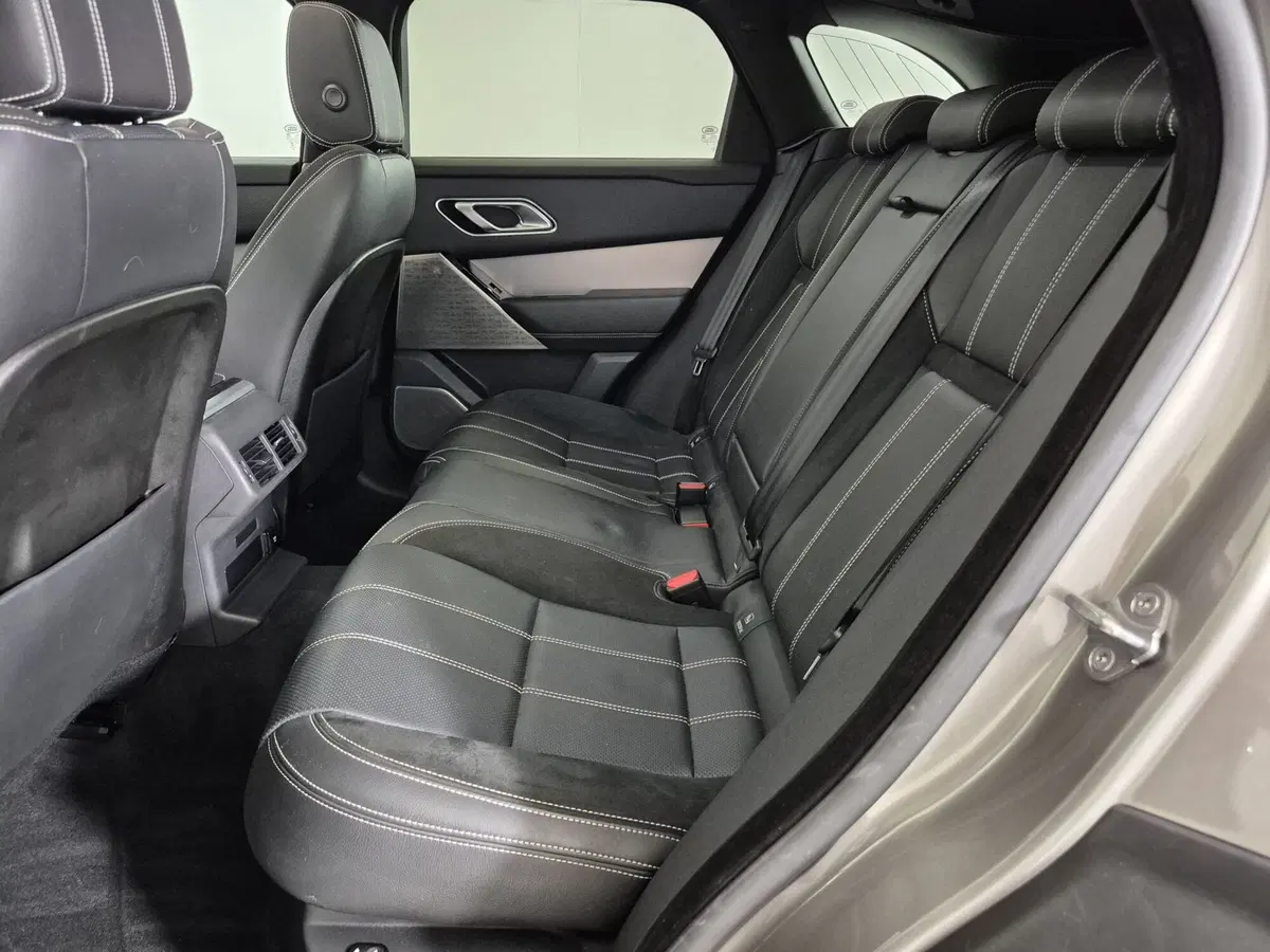 Land Rover Range Rover Velar usata a Torino (5)