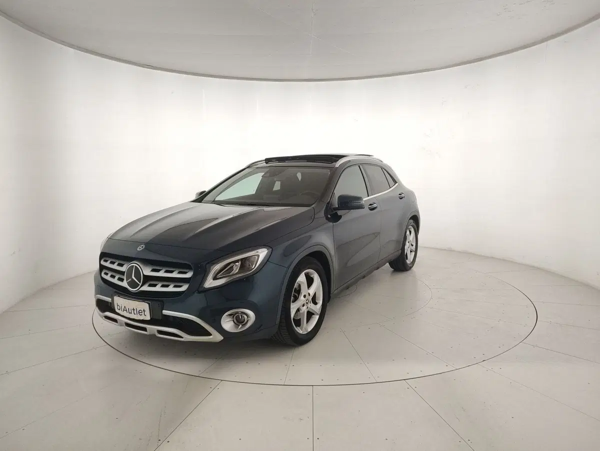Mercedes-Benz GLA SUV usata a Alessandria