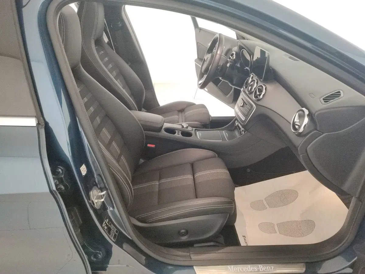 Mercedes-Benz GLA SUV usata a Alessandria (10)