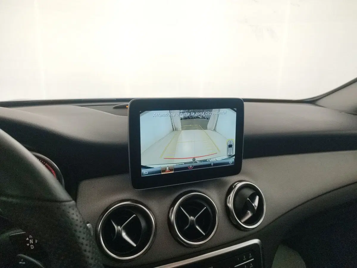 Mercedes-Benz GLA SUV usata a Alessandria (13)