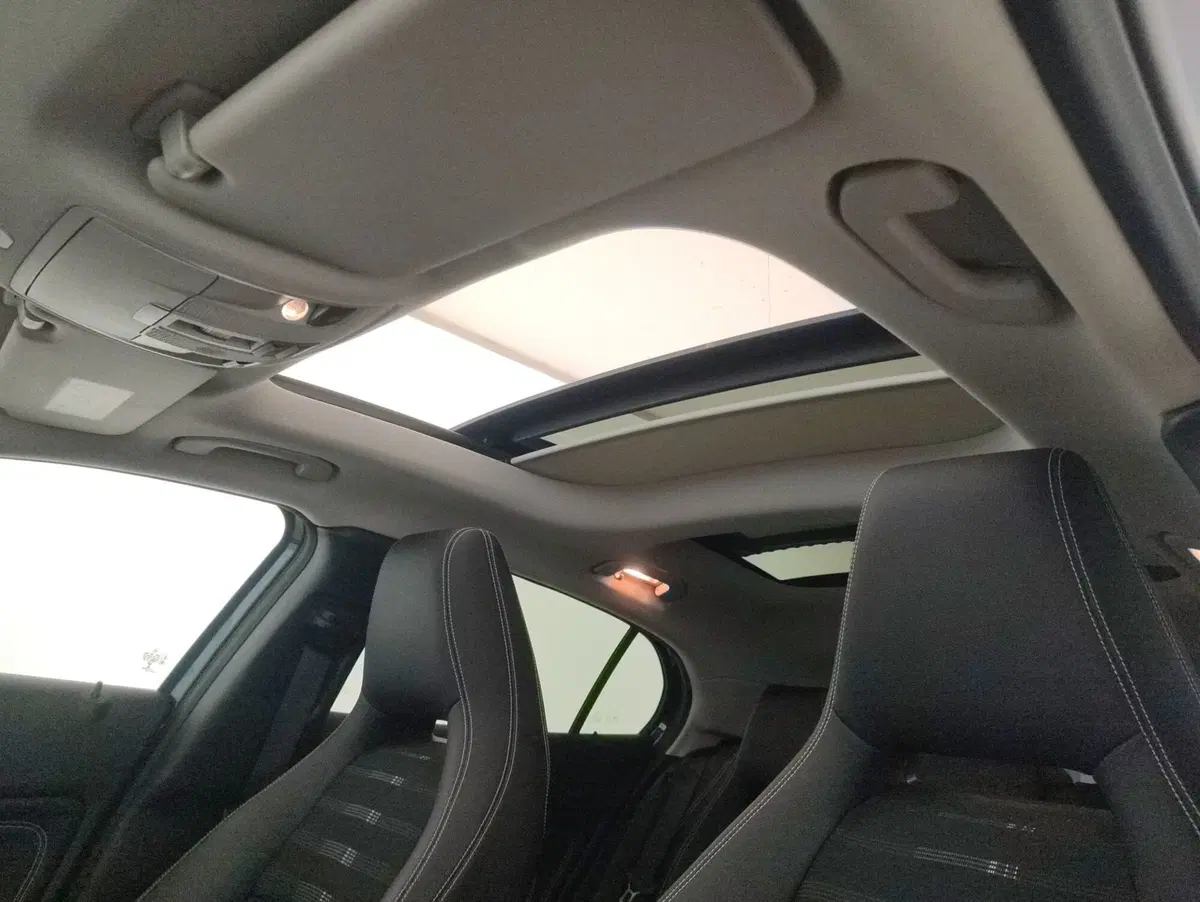 Mercedes-Benz GLA SUV usata a Alessandria (16)