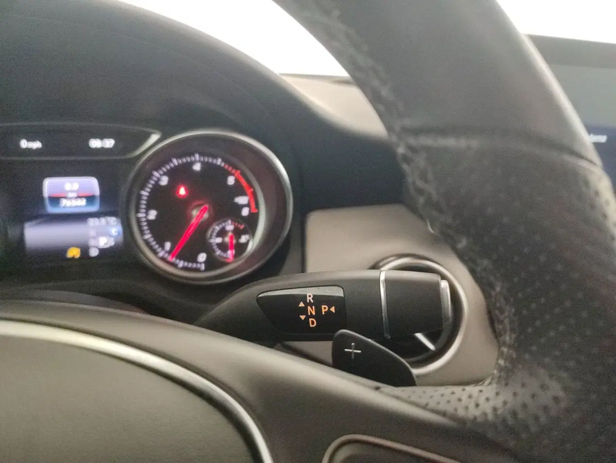 Mercedes-Benz GLA SUV usata a Alessandria (9)