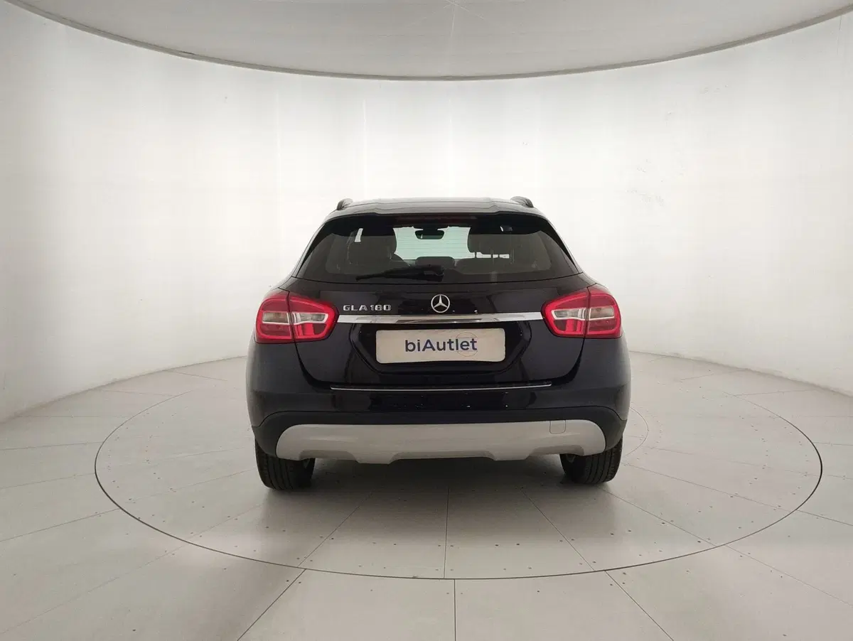 Mercedes-Benz GLA SUV usata a Alessandria (3)