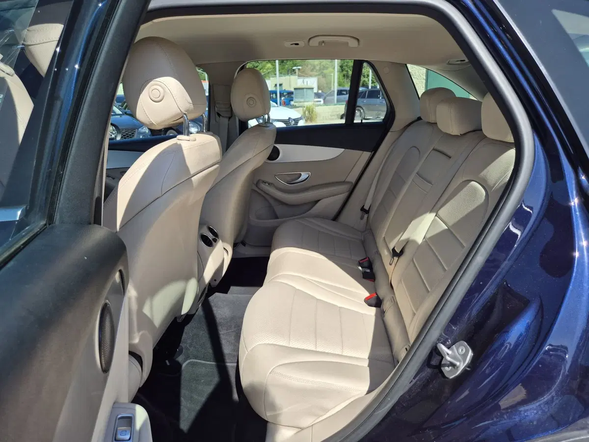 Mercedes-Benz GLC SUV usata  (7)