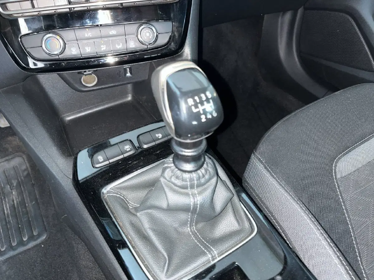 Opel Mokka usata a Torino (13)