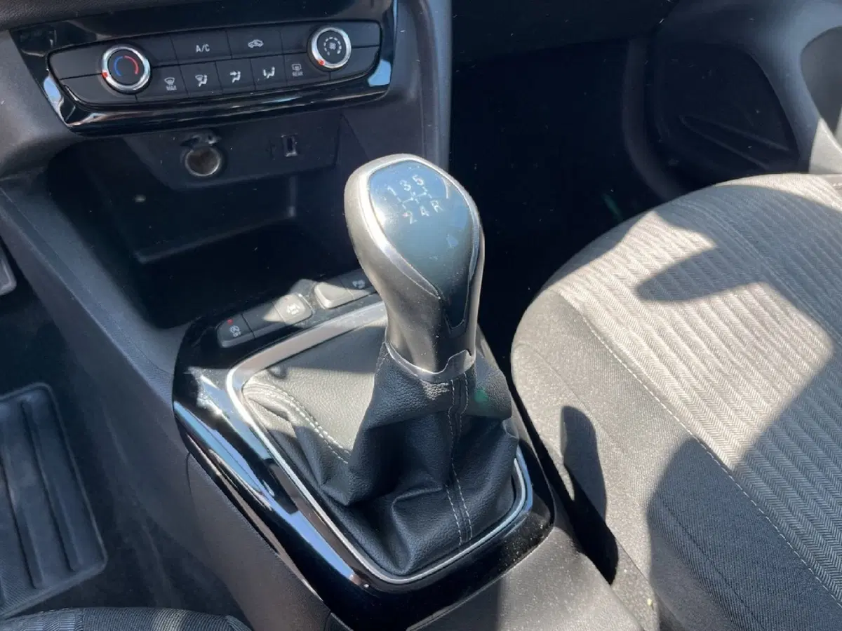 Opel Corsa usata a Torino (13)