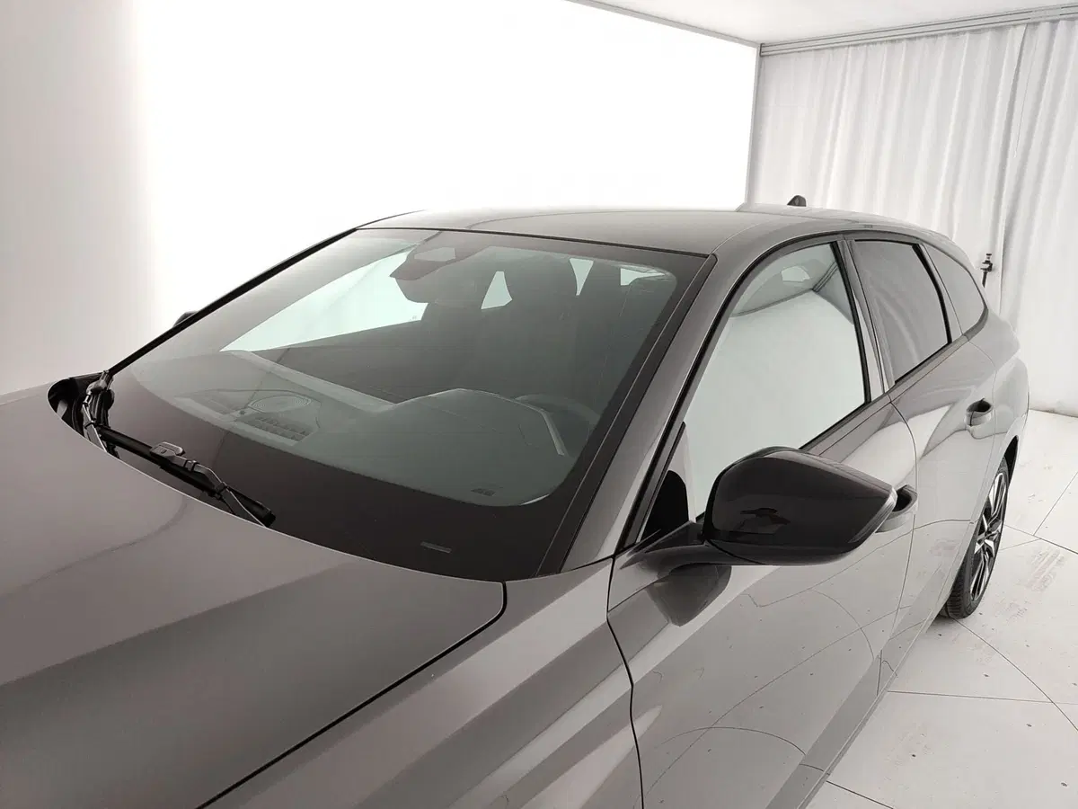 Peugeot 308 SW nuova a Caserta (13)