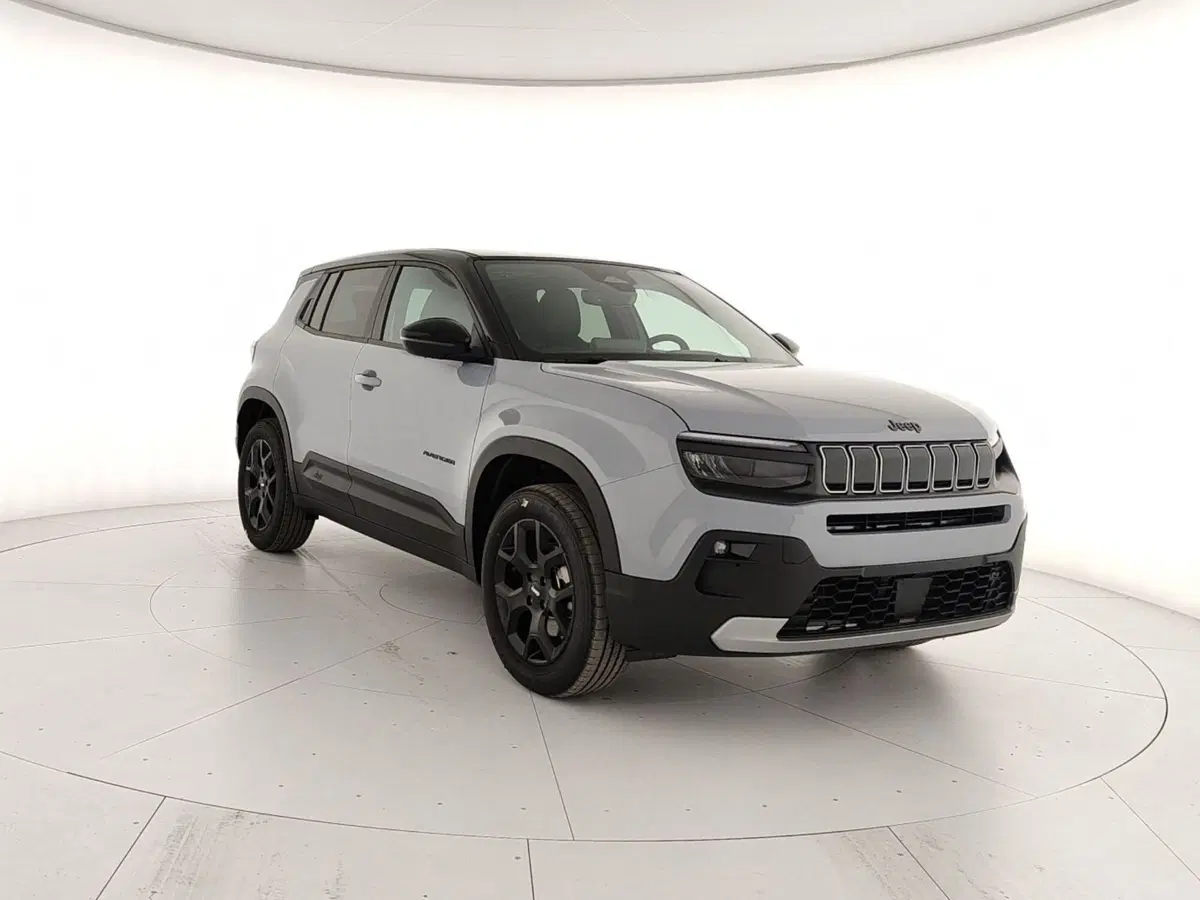 Jeep Avenger nuova a Caserta