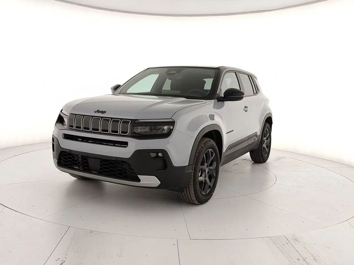 Jeep Avenger nuova a Caserta (3)