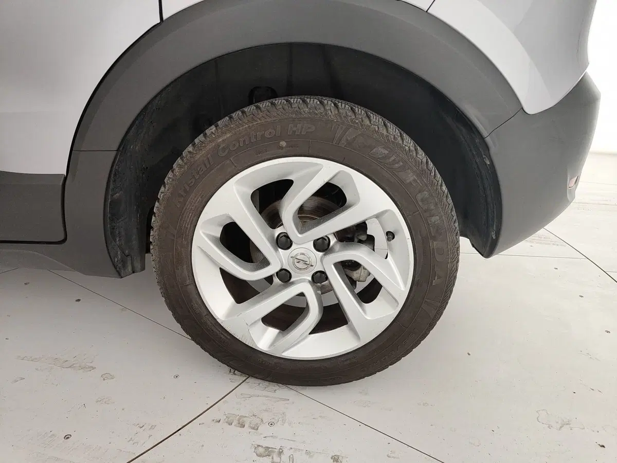 Opel Crossland X usata a Caserta (11)