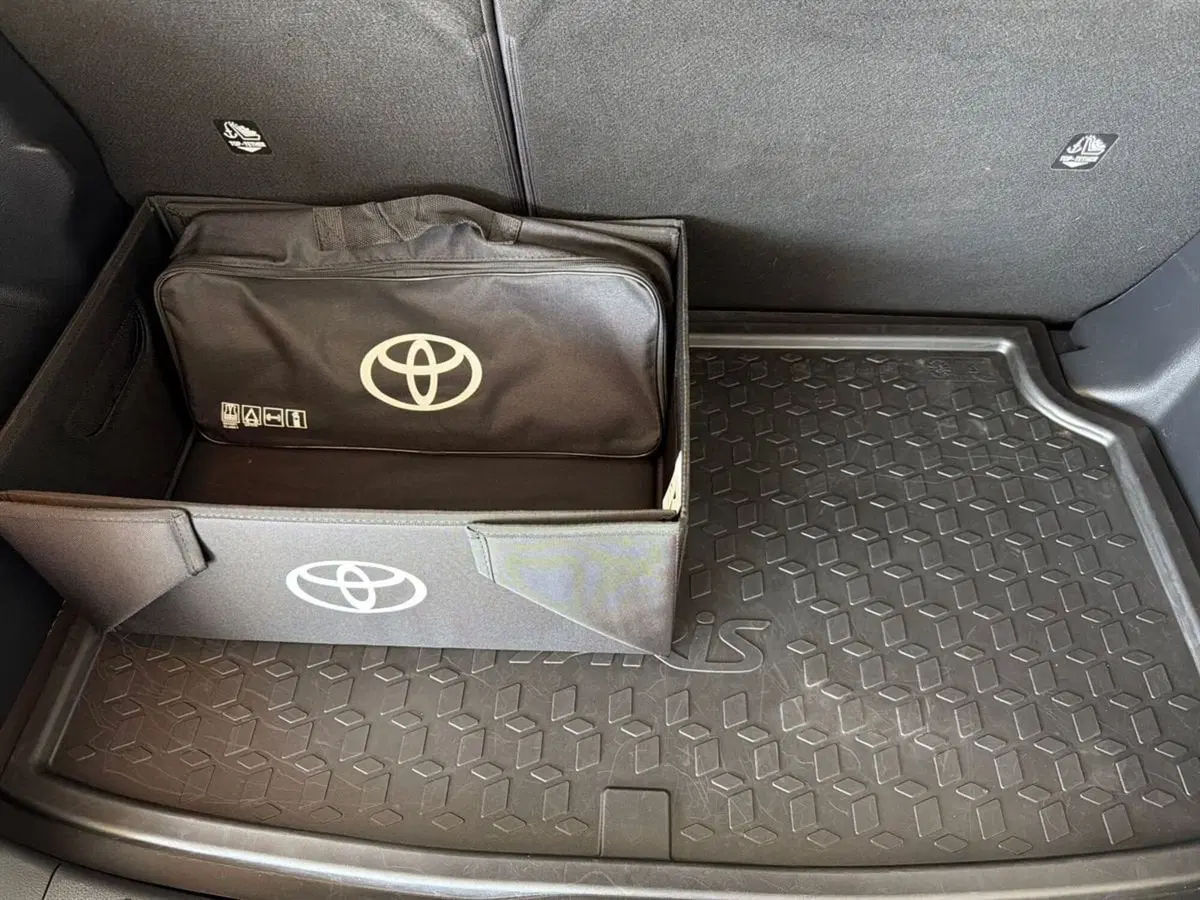 Toyota Yaris usata a Catania (6)