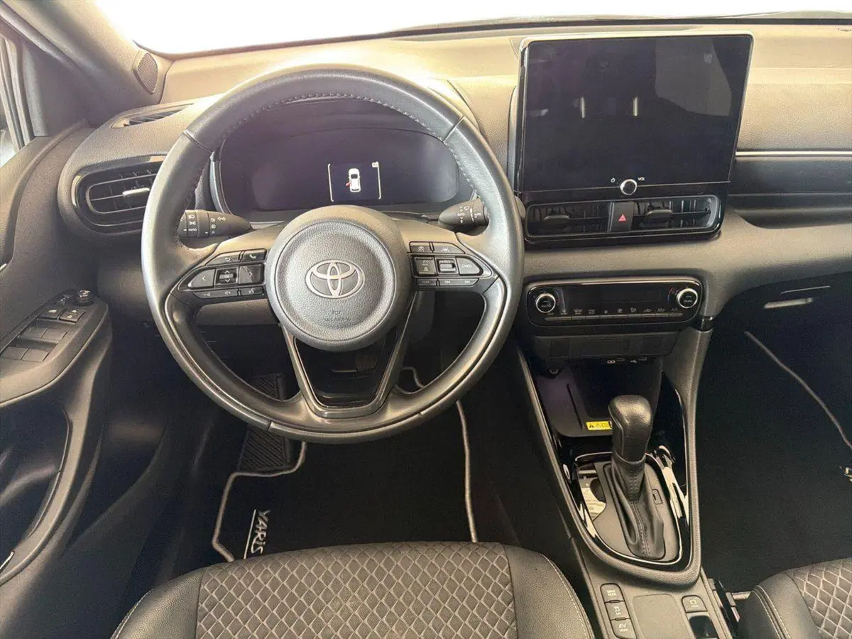 Toyota Yaris usata a Catania (8)