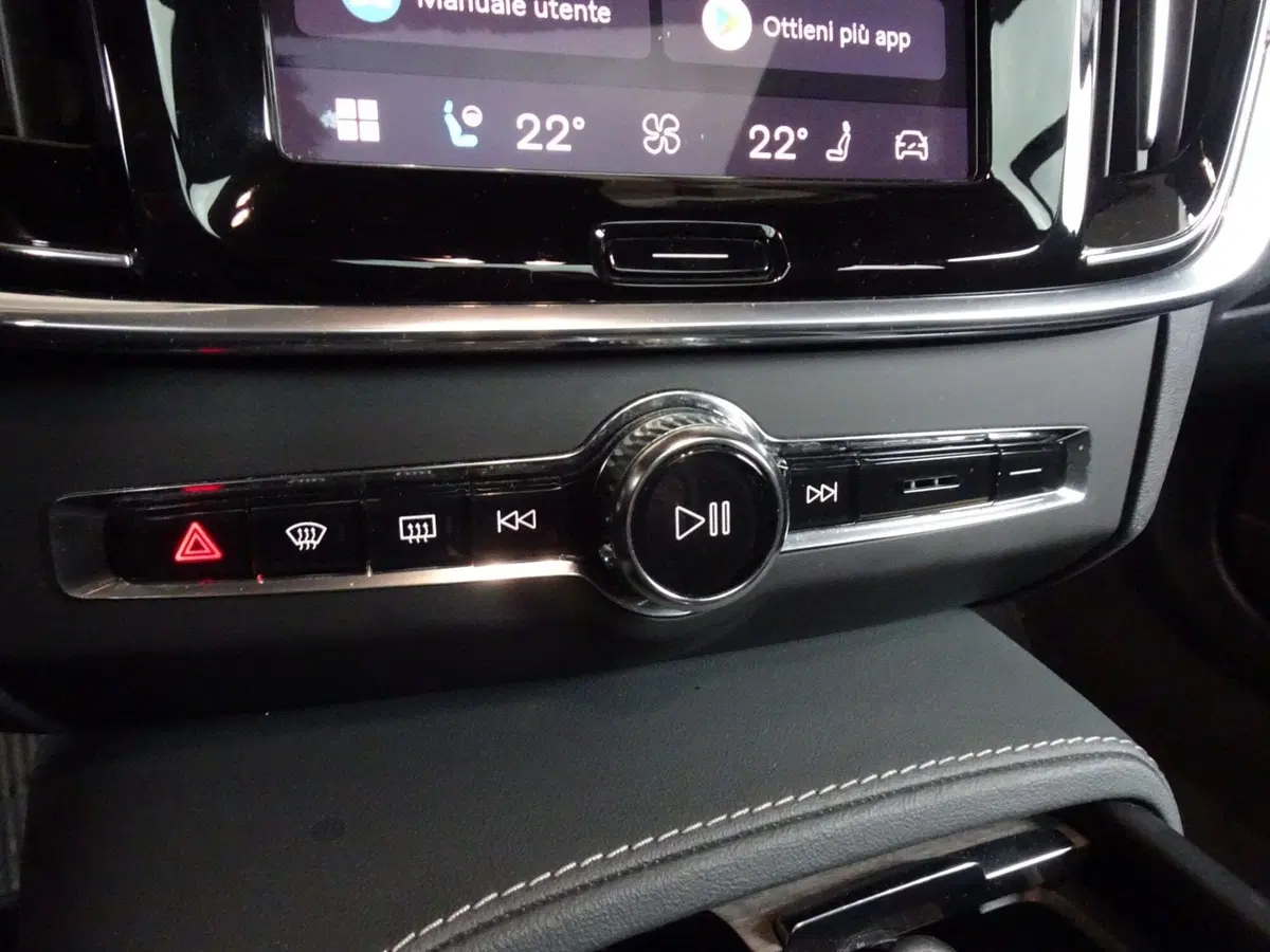 Volvo V90 Cross Country usata a Treviso (13)