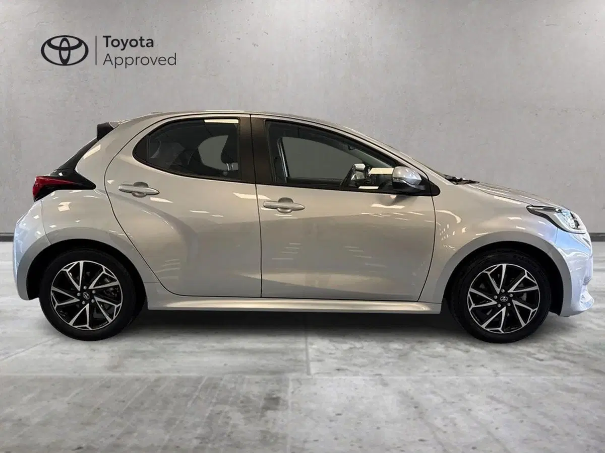 Toyota Yaris usata a Prato (5)