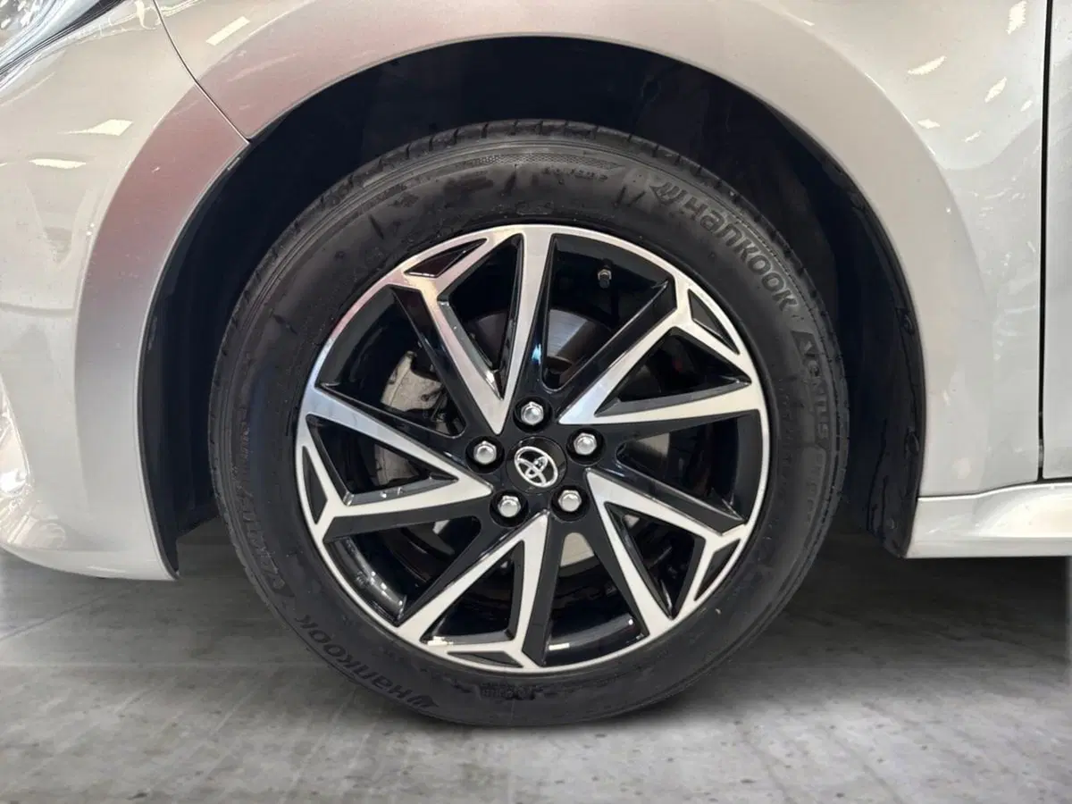 Toyota Yaris usata a Prato (9)