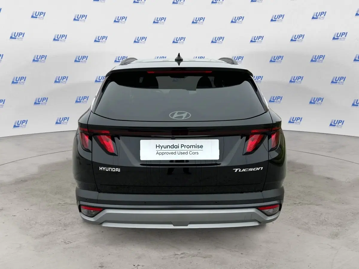 Hyundai Tucson nuova a Pistoia (3)