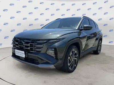 Hyundai Tucson 1.6 hev Exellence 2wd auto del 2024 usata a Pistoia