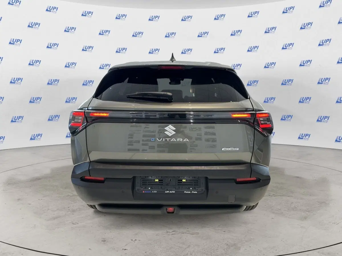 Suzuki Vitara nuova a Pistoia (3)