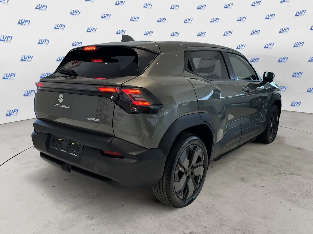 Suzuki Vitara nuova a Pistoia (5)