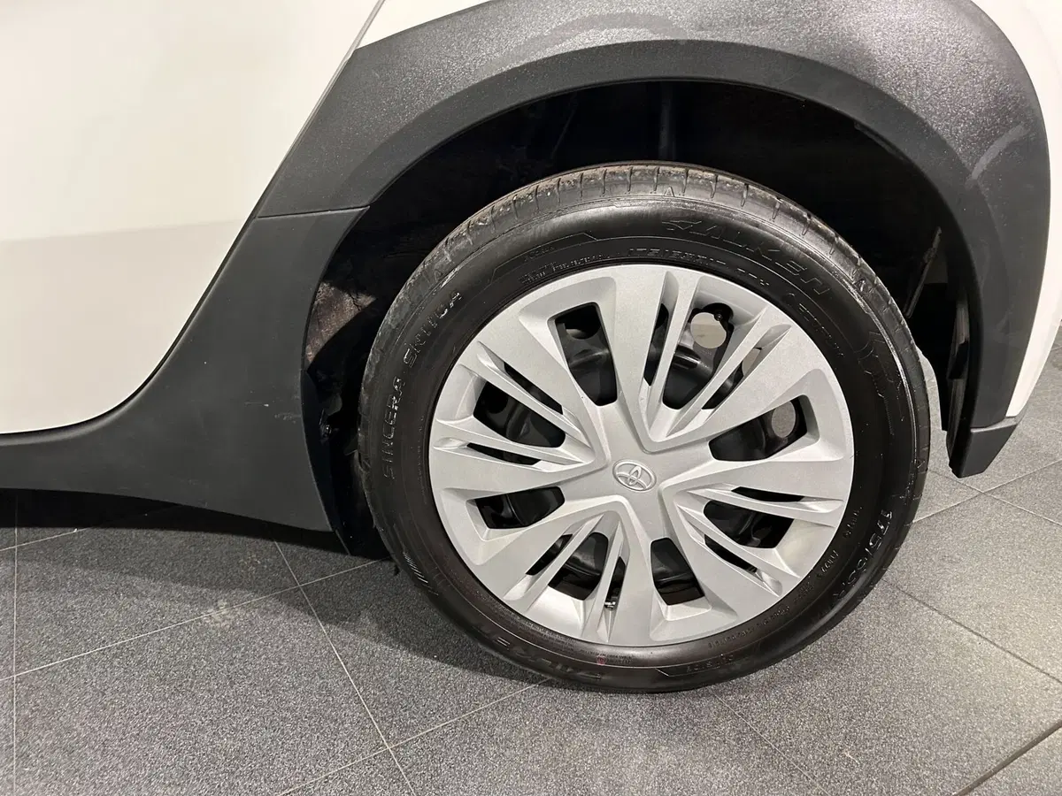Toyota Aygo X usata a Milano (12)