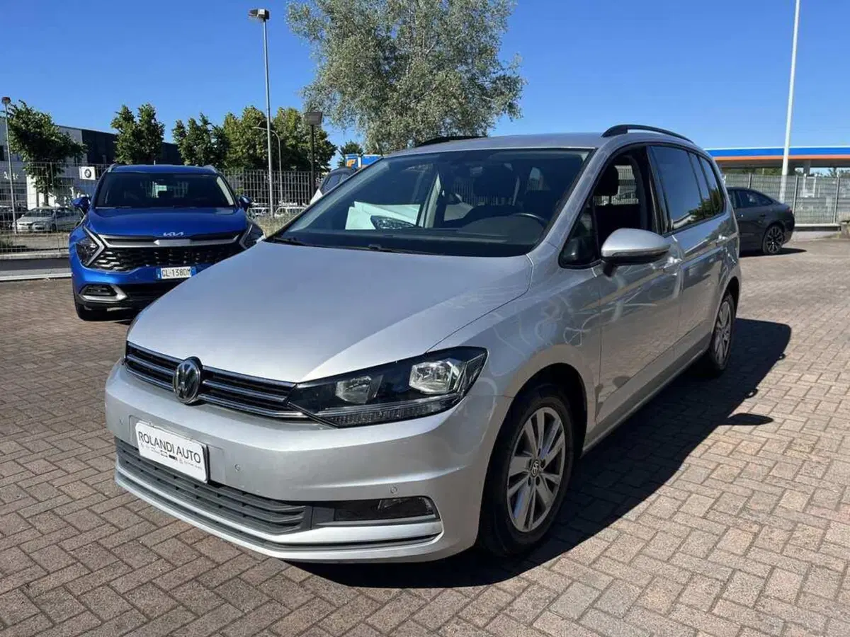 Volkswagen Touran usata a Alessandria