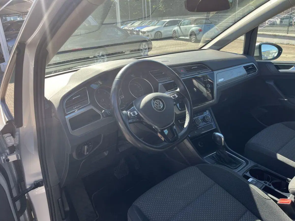 Volkswagen Touran usata a Alessandria (10)