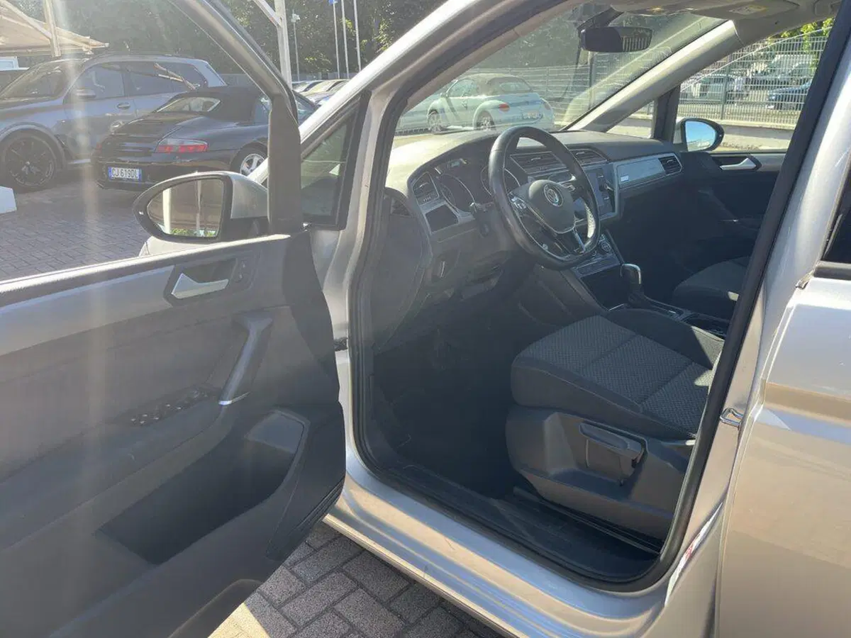 Volkswagen Touran usata a Alessandria (12)