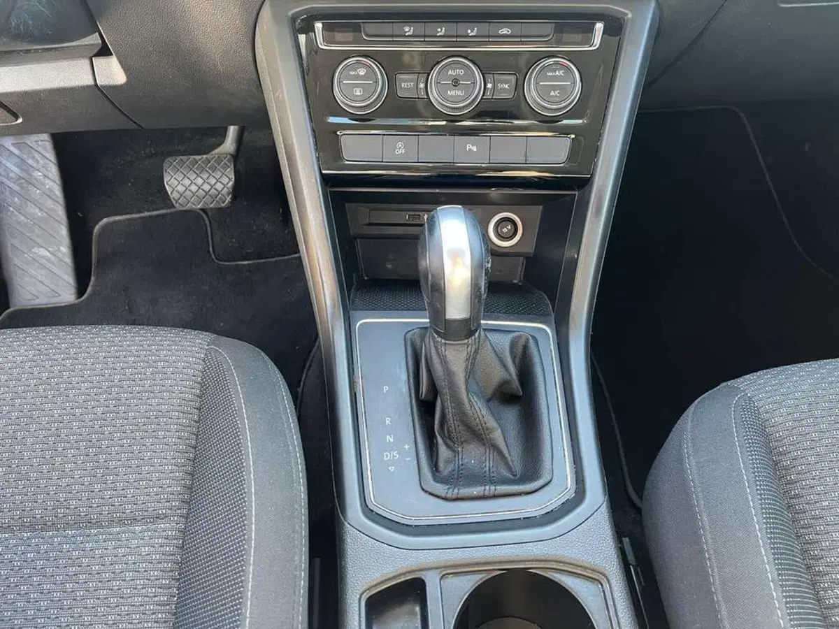 Volkswagen Touran usata a Alessandria (14)