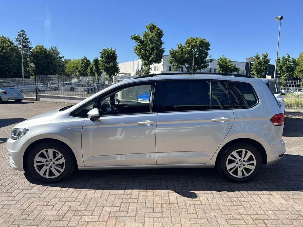 Volkswagen Touran usata a Alessandria (4)