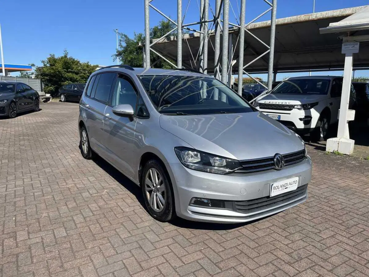 Volkswagen Touran usata a Alessandria (8)