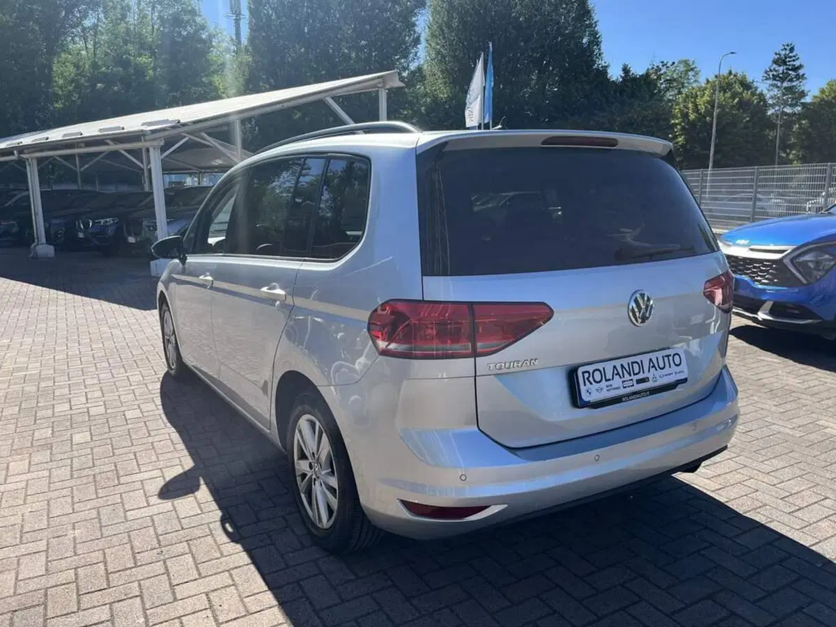 Volkswagen Touran usata a Alessandria (9)