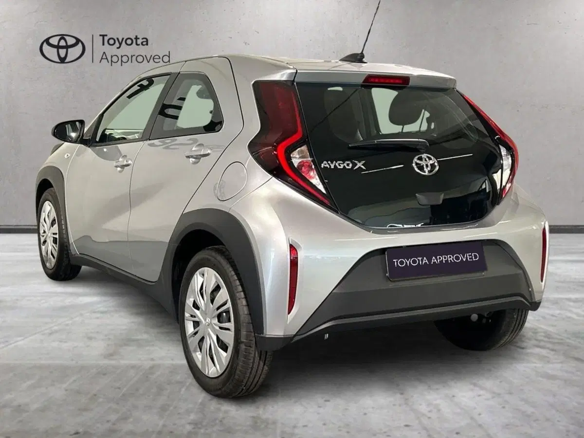 Toyota Aygo X usata a Milano (3)