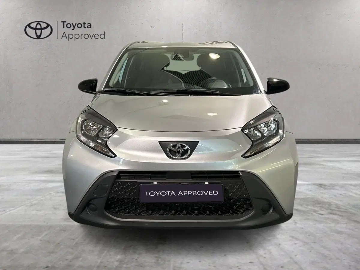 Toyota Aygo X usata a Milano (4)