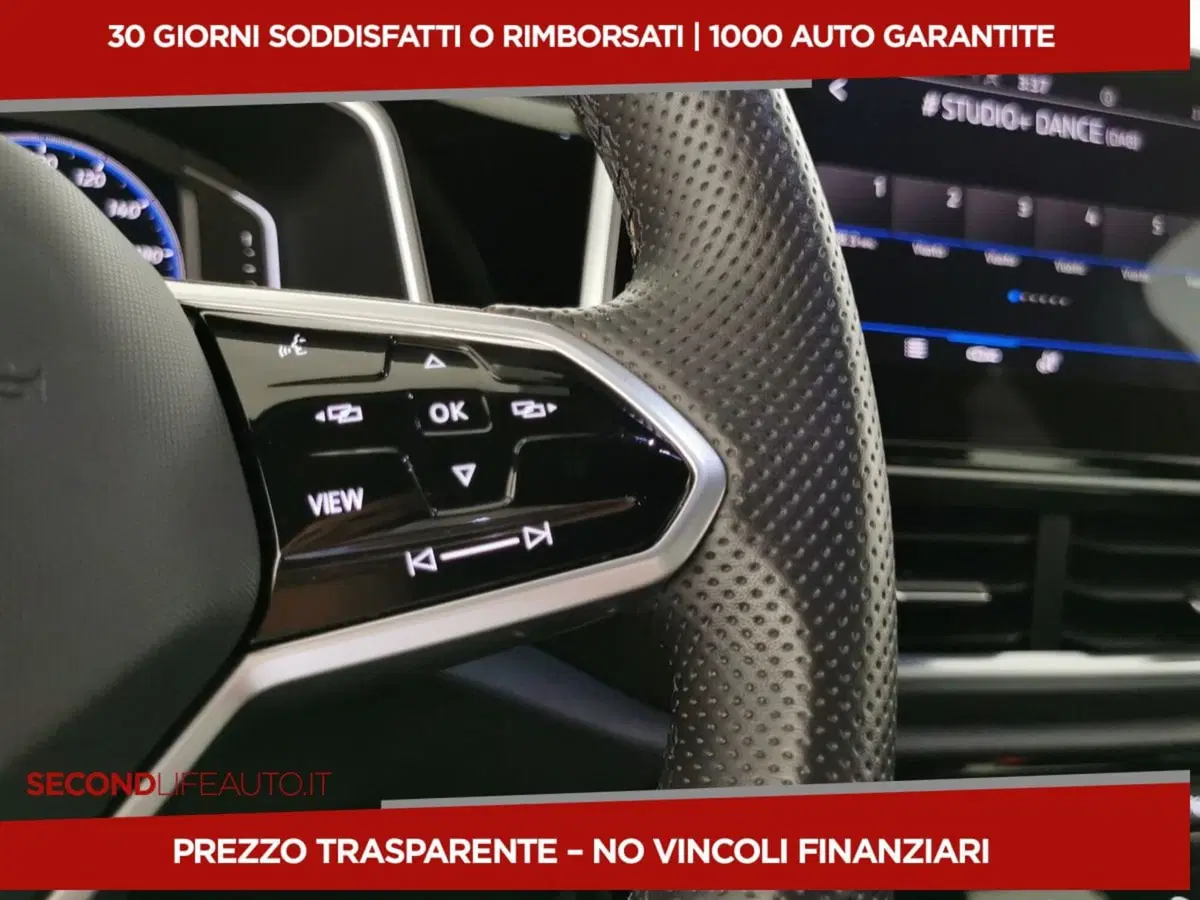 Volkswagen T-Roc usata a Chieti (8)