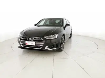 Audi A4 Avant 35 2.0 tdi mhev Business Advanced 163cv s-tronic del 2024 usata a San Salvo