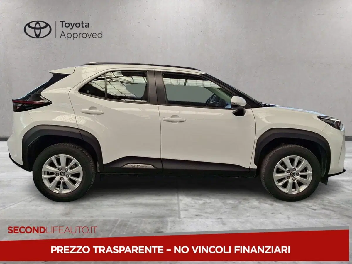 Toyota Yaris Cross usata a Roma (13)