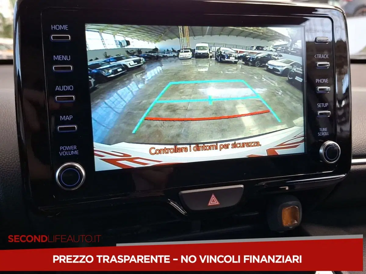 Toyota Yaris Cross usata a Roma (8)