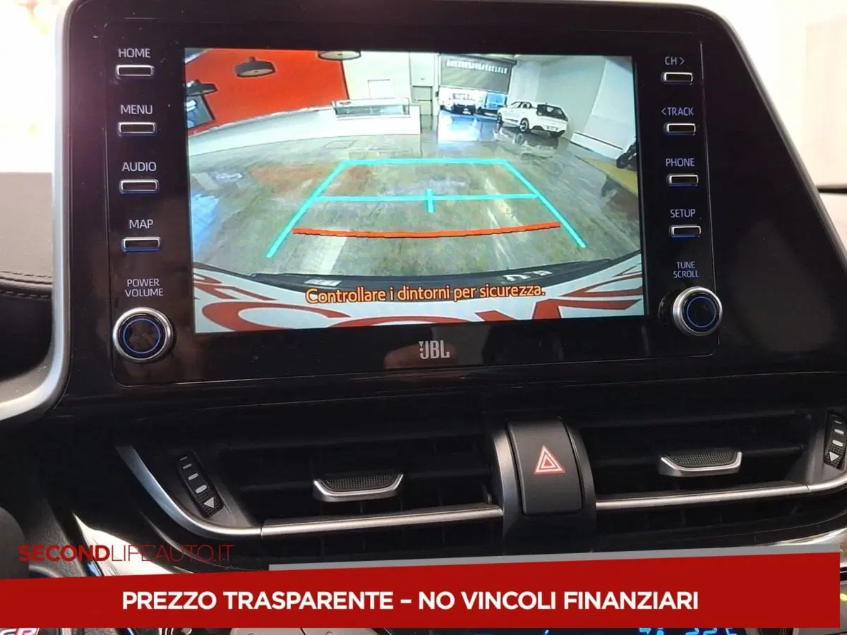 Toyota Toyota C-HR usata a Roma (12)