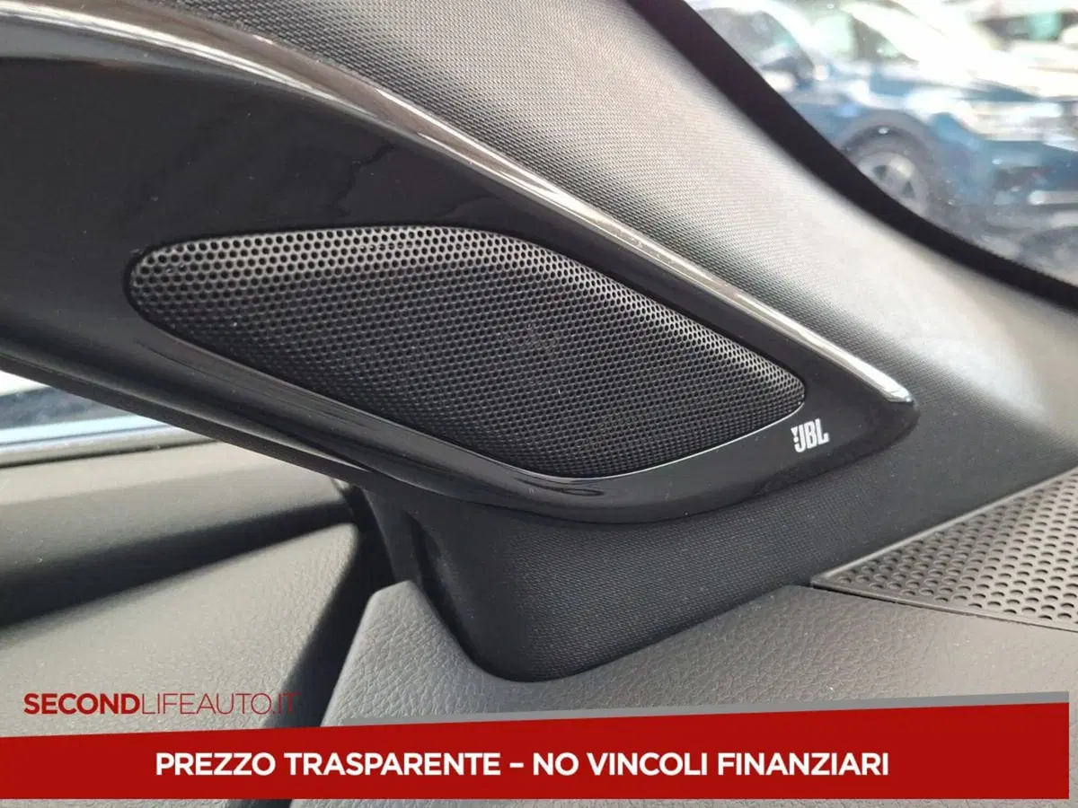 Toyota Toyota C-HR usata a Roma (15)