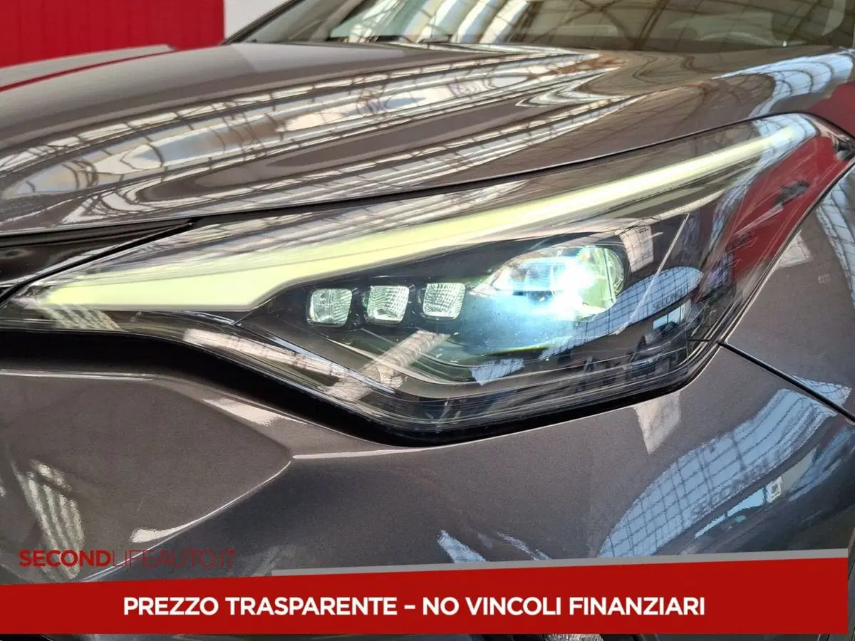 Toyota Toyota C-HR usata a Roma (20)