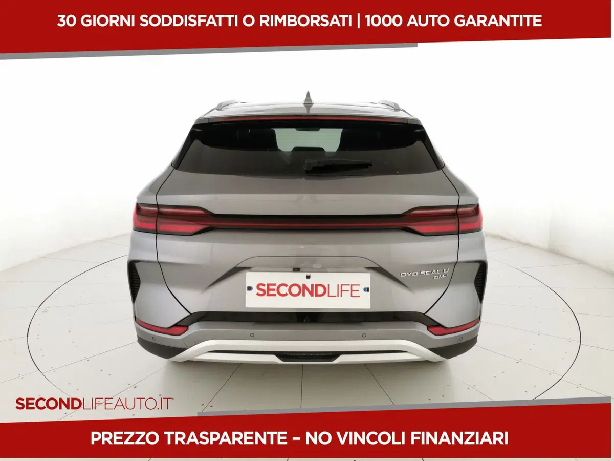 Byd Seal U DM-i  usata a Chieti (9)