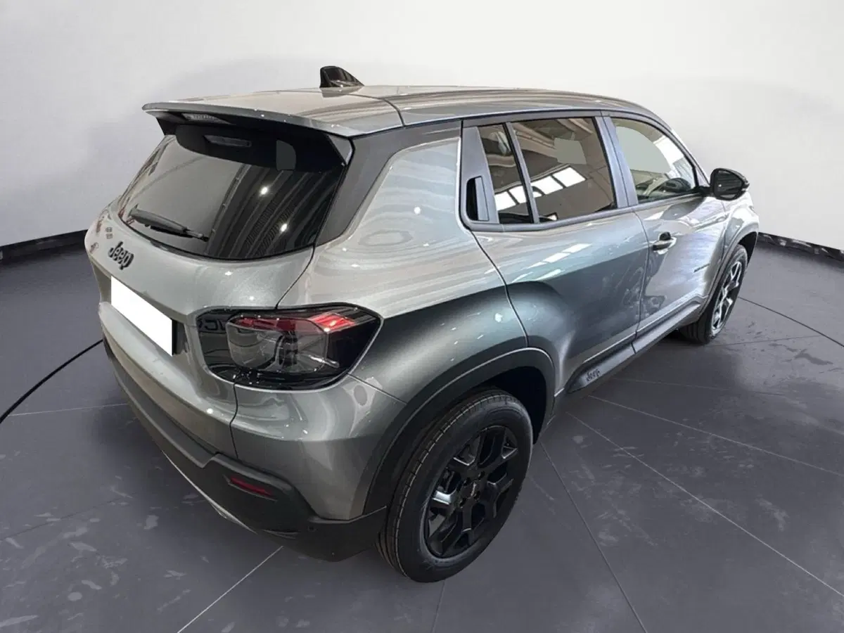 Jeep Avenger nuova a Agrigento (6)