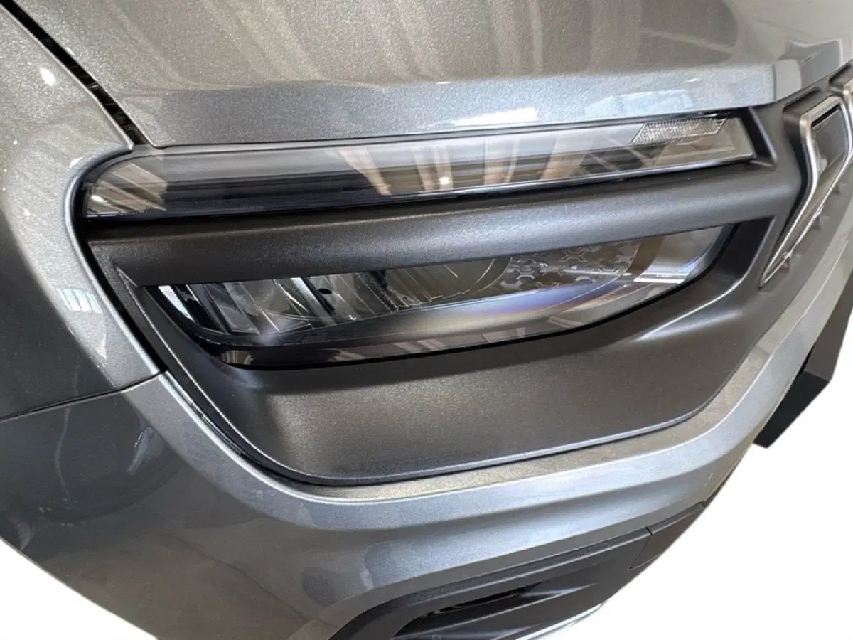 Jeep Avenger nuova a Agrigento (9)