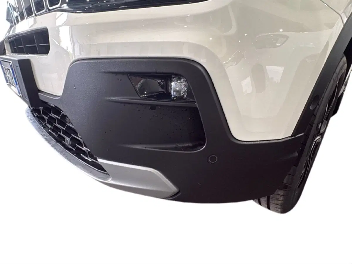 Jeep Avenger nuova a Agrigento (16)