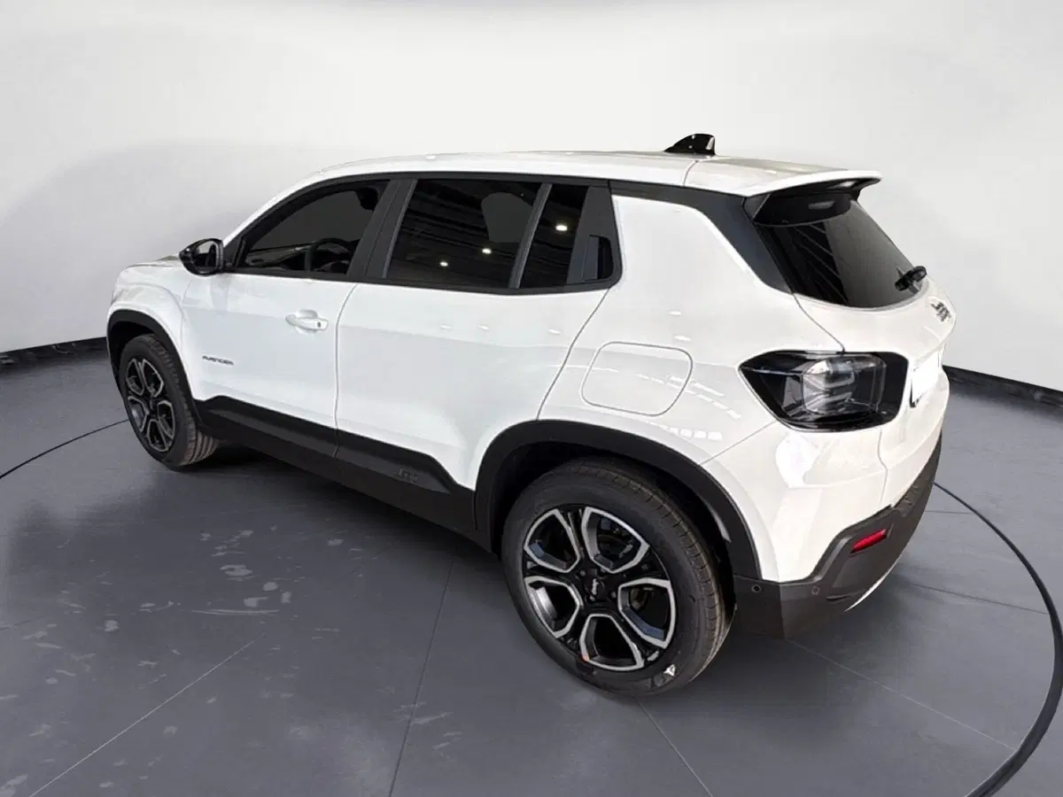 Jeep Avenger nuova a Agrigento (3)