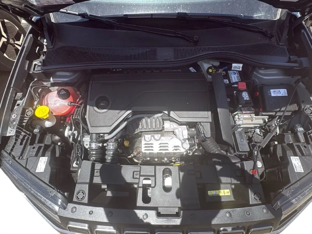 Jeep Avenger nuova a Agrigento (13)