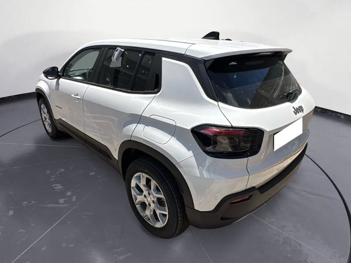 Jeep Avenger nuova a Agrigento (3)