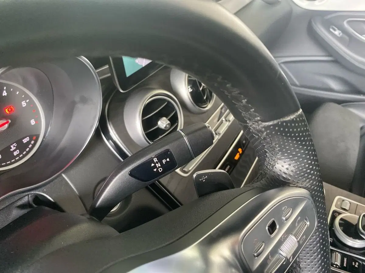 Mercedes-Benz Classe C Cabrio usata a Bergamo (9)